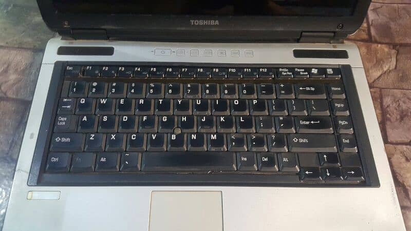 Toshiba Satellite 1