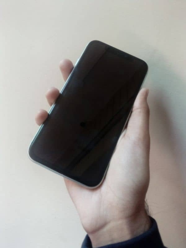 iphone 11 64gb non 4