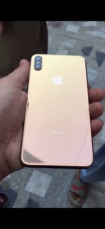 iPhone xs max 3