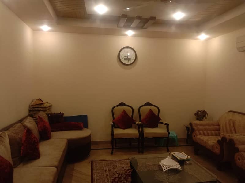 Highly-Desirable House Available In Allama Iqbal Town - Nishtar Block For Sale 12