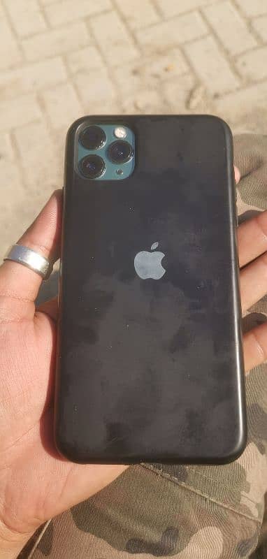 iPhone 11 pro max 64 gb 3