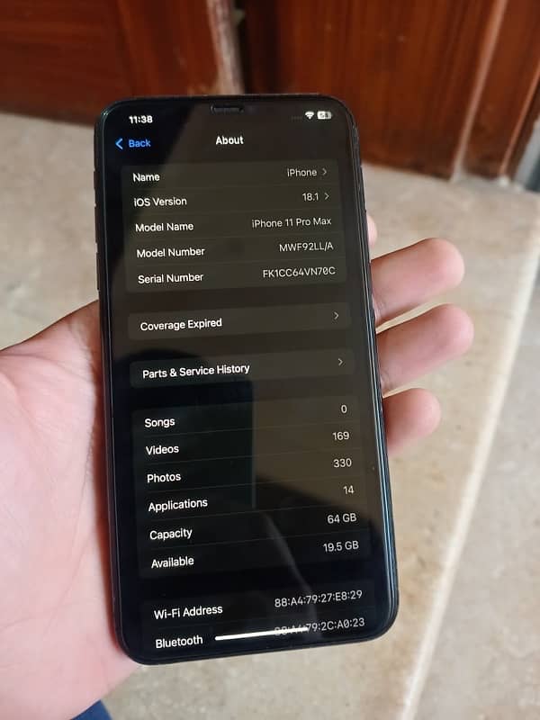 iPhone 11 Pro Max  10/10 jv 64gb 1