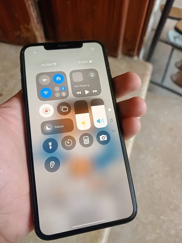 iPhone 11 Pro Max  10/10 jv 64gb 6