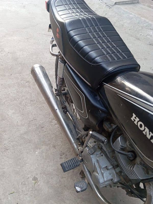 Honda 125 Modal 2012 4