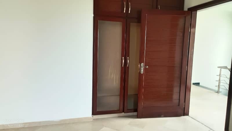 10 Marla Full House Is Available For Rent In Dha Phase 4 Near Main Ghazi Road 16