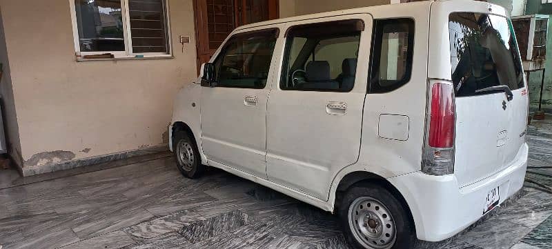 Suzuki Wagon R 2013 12