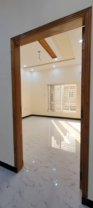 5 MARLA LOWER PORTION FOR RENT IN PALM VILLAS 3