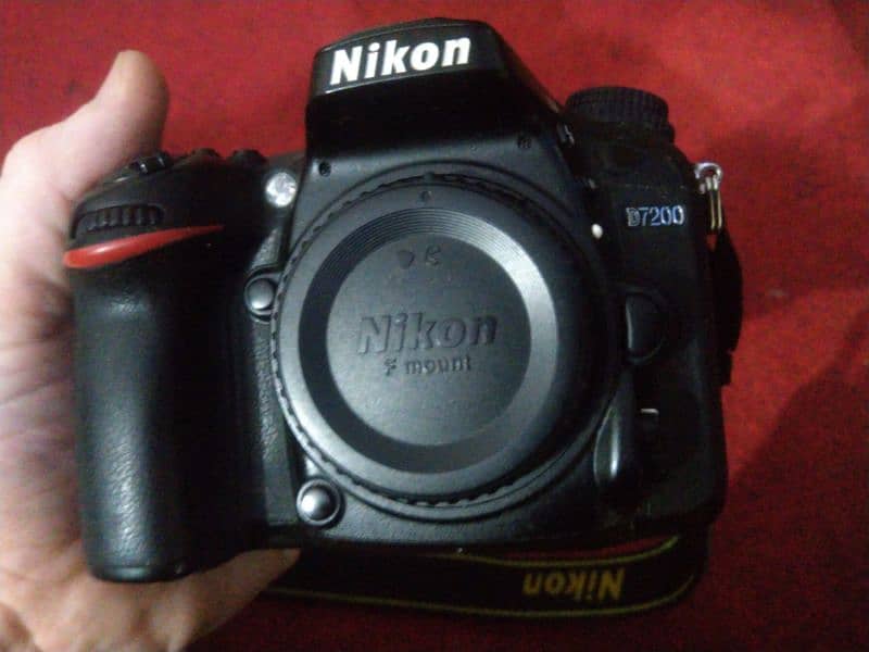 Nikon D7200 (Body Only) 4