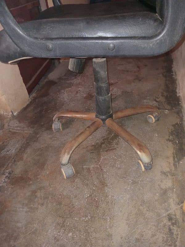 used chair for sale price only 15000 2