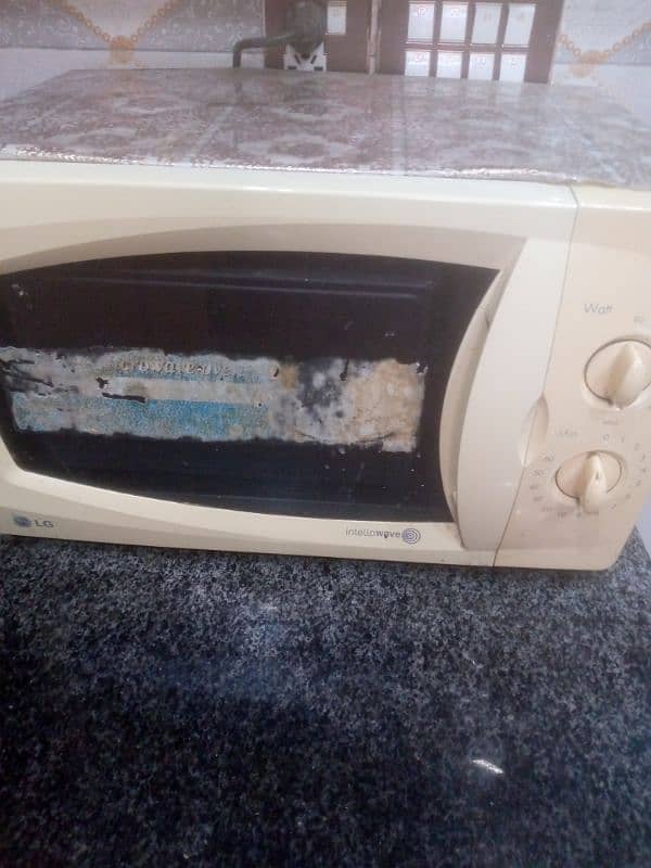 LG oven for sale 0