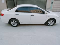 Toyota Corolla 1.6 GLI 2013