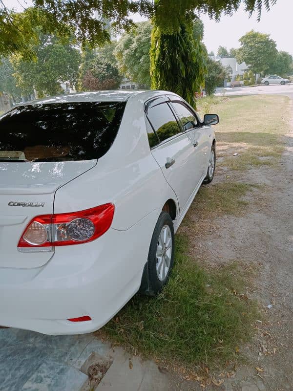 Toyota Corolla 1.6 GLI 2013 9