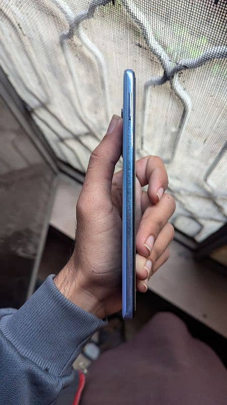 redmi note 10 pro 6/128 single sim approved 6