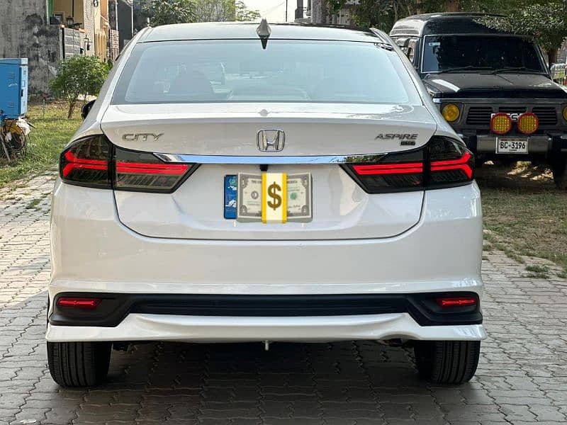 Honda City Aspire 2022 14