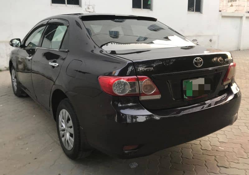 Toyota Corolla GLI 2012 4