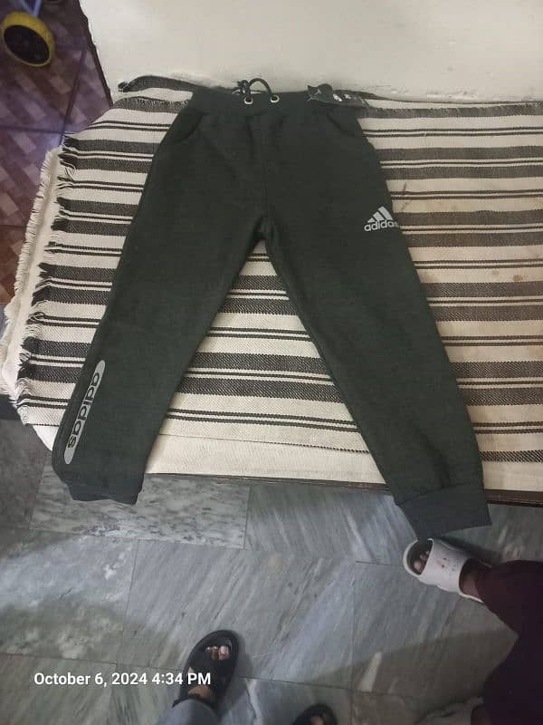 fleece trouser nd sweat shirts available in all sizes 8