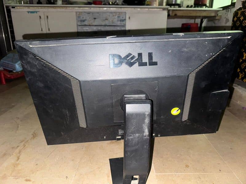 dell 23 inches monitor 100%ok and never repair 3