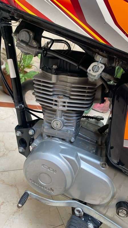 Honda 125 2022 Aug Golden Number 4411 Biometric available 5