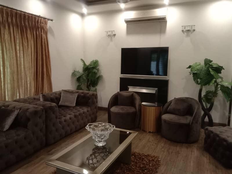 1Kanal W Bock Slighly Used owner Beautiful House dha Phase 3 ideal Location 19