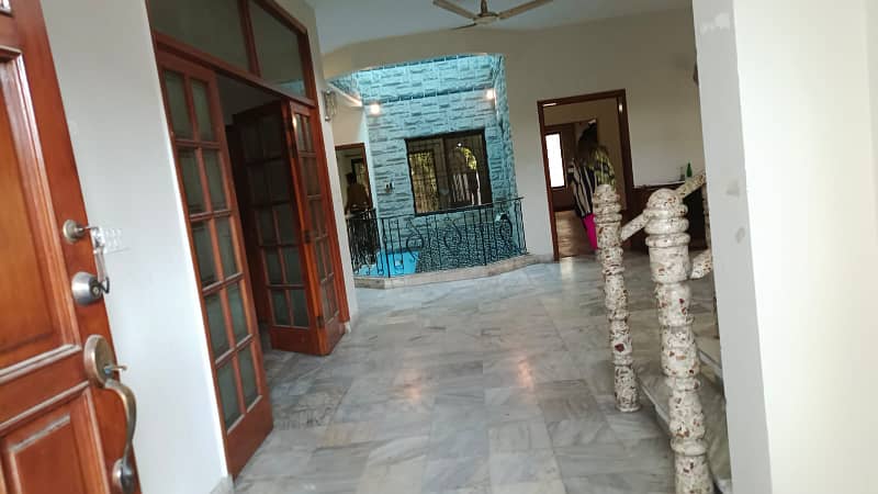 1 Kanal Full House 4 Bed Attach Bath Dinning Kitchen Tv Lounge Store Servant Quarter Dha Phase 2 For Rent 0