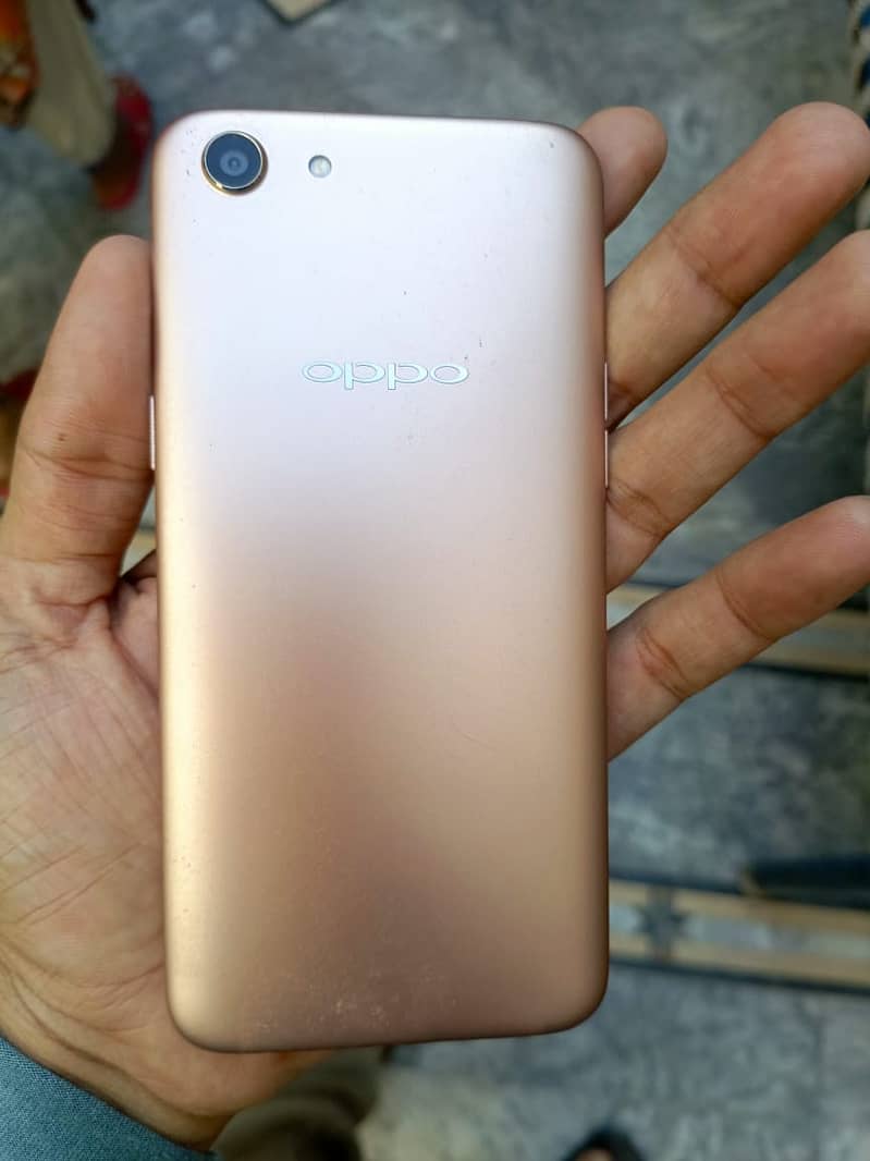 OPPO A83     3/32 0