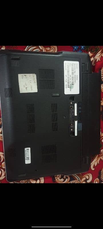 Dell Core i5 laptop ram 4gb & Hard. 320 gb. 3