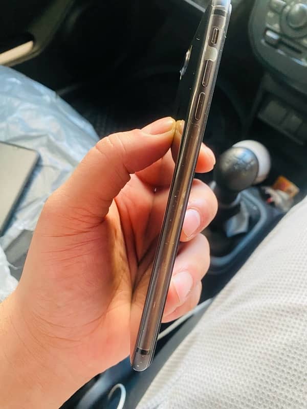 IPHONE 8 PLUS (64GB) PTA APPROVED 3