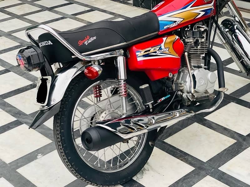 Honda CG 125 (2020 Model) Lush Condition For Sale 11