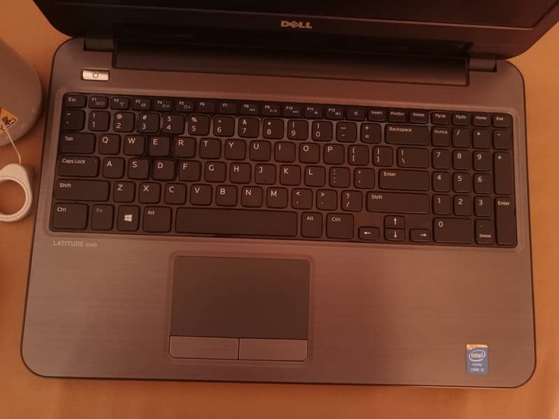 Dell Latitude 3540 (Core i3 4th Gen) 2