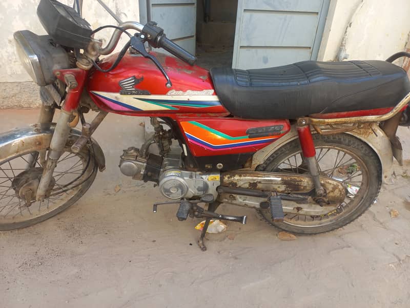 Honda CD 70 2011 0