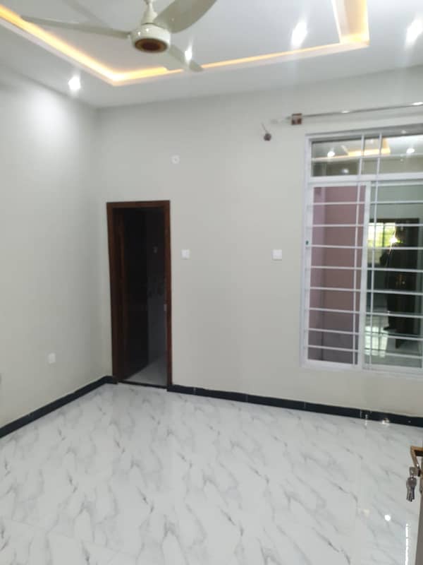 10 Marla duplex house al harmain block for sale 19