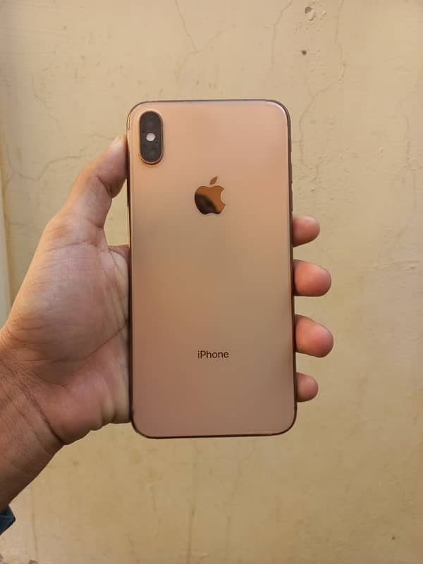 I phone xsmax 64Gb sell non pta 10/10 condition water pack 0