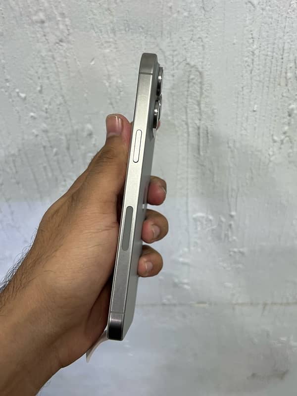 iphone 15 pro max non pta jv                           11 12 13 14 16 3