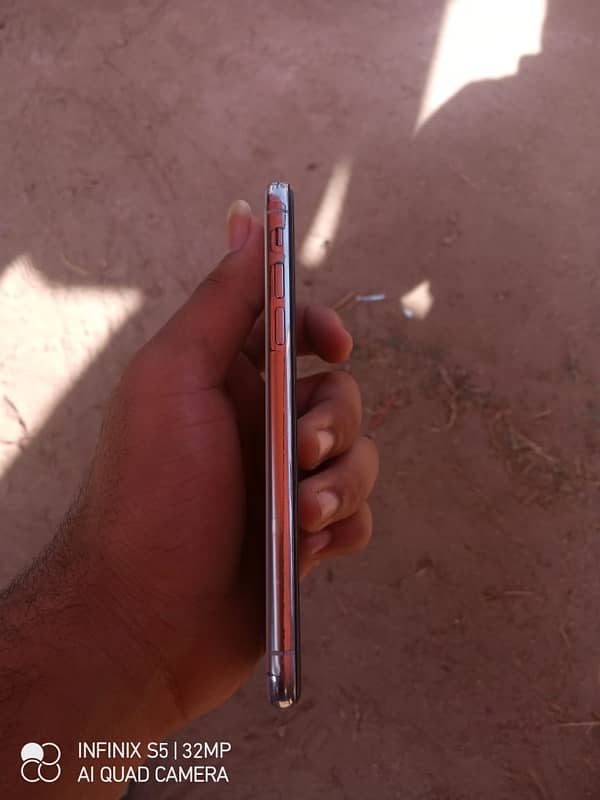 Iphone x . . Non pta . . 64 Gb . . All Ok Phone 2