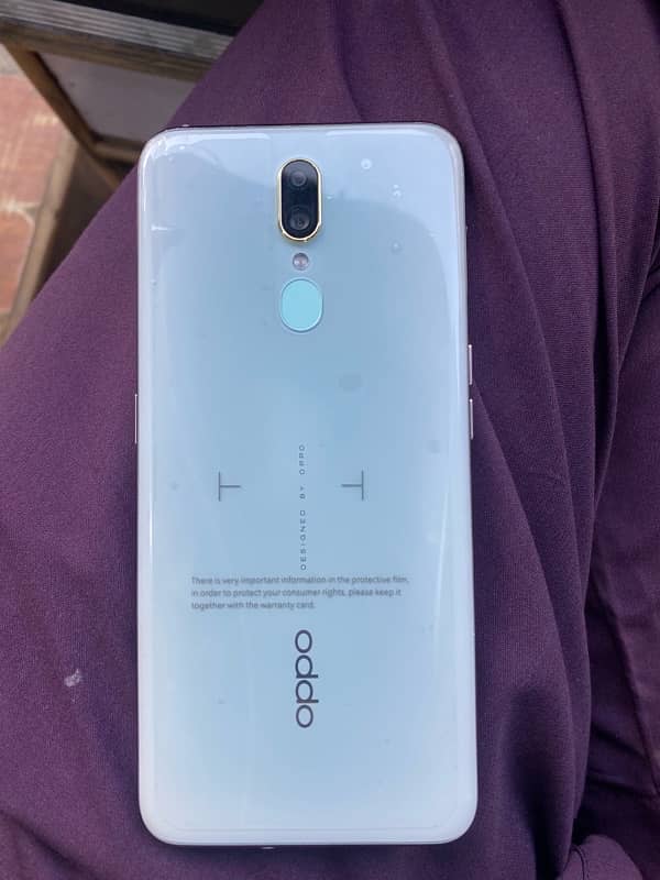 oppo f11 mobile box 0