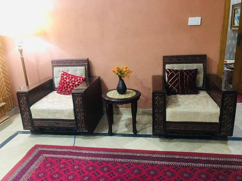 sofa set 5 seater for sale good 1