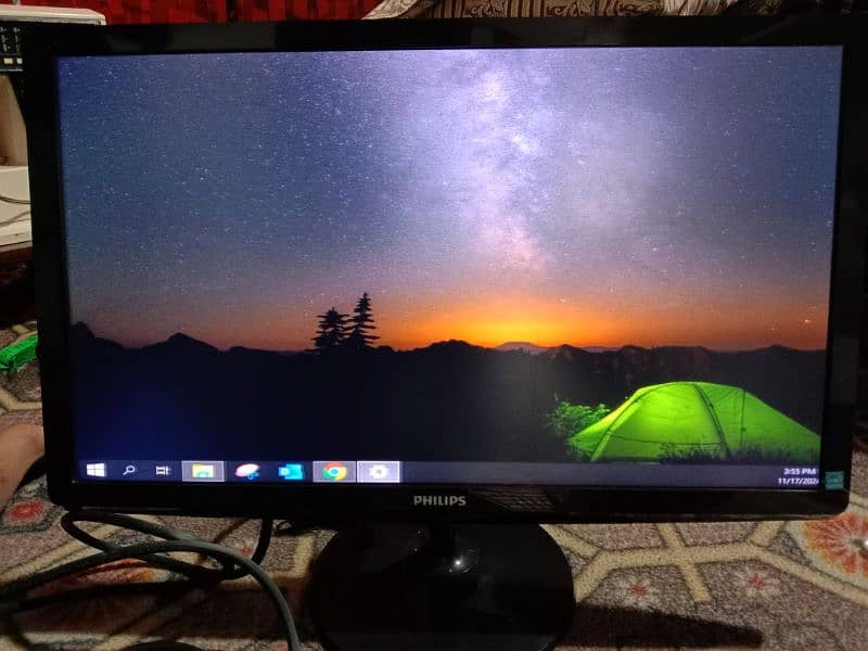 Computer LED monitor 24 inch of Phillips 0