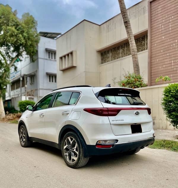 KIA Sportage 2021 1