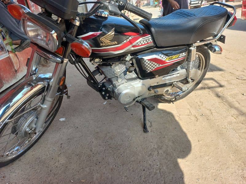 honda 125 balck colur 2024 2