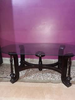 centre table set in pristine condition