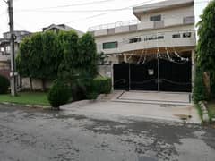 Ground Portion for rent  A-1 Block Valencia Town Prime Location