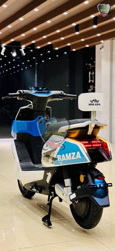 RAMZA M8 120 - 140km in1 charge Scooty Price in Pakistan New Scooty 16