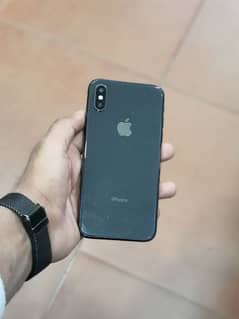 iphone Xs (64GB)