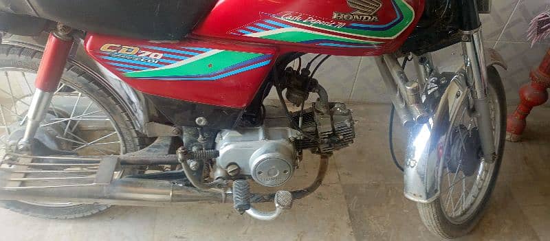 Honda CD 70 very good condition bhot kam use hotaa hai 1