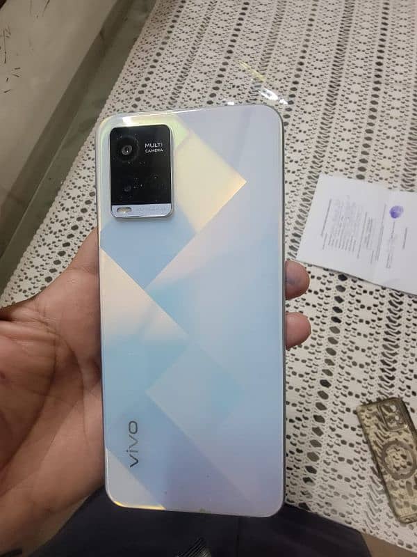 VIVO Y 21 (4-64) 0