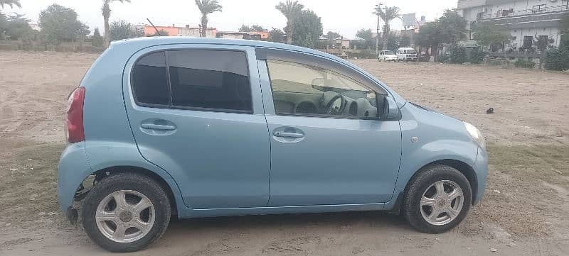 Toyota Passo 2012 3