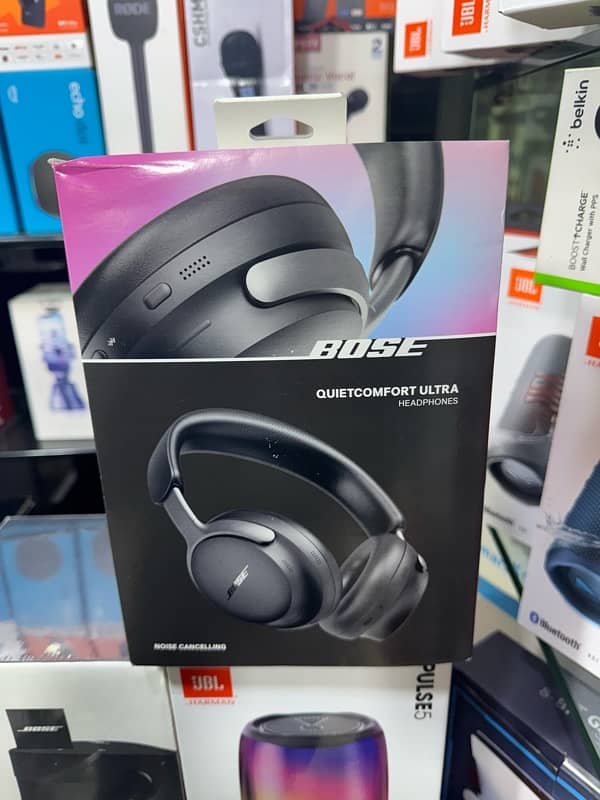 QUIETCOMFORT ULTRA NOISE CANCELLING WIRELESS HEADPHONES BLACK 0