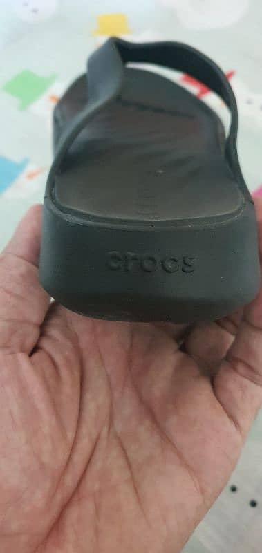 Crocs 1