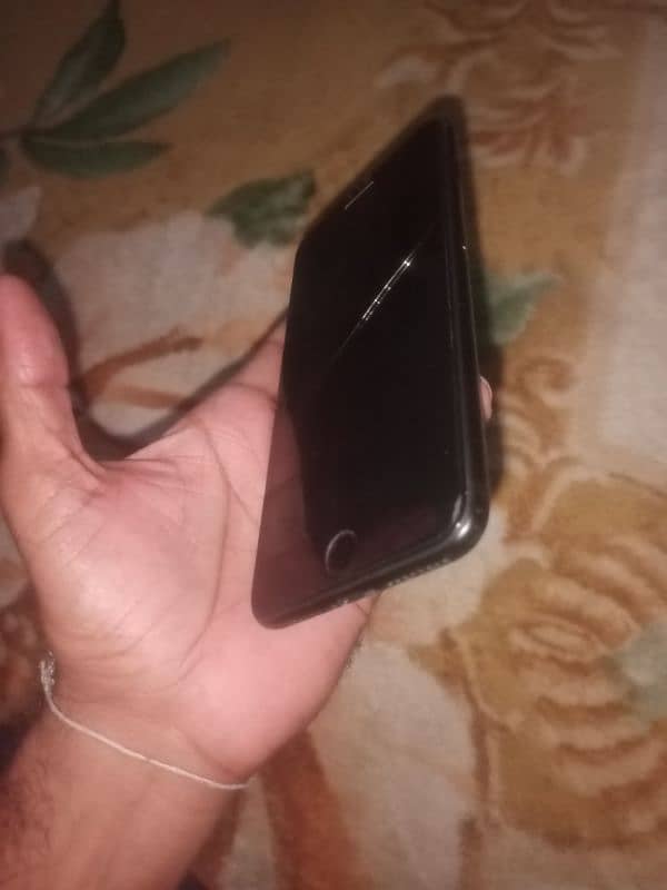 iPhone 7+ (256gb) non pta WhatsApp 03065287403 1