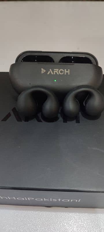 Arch earcuffs/earbuds 1